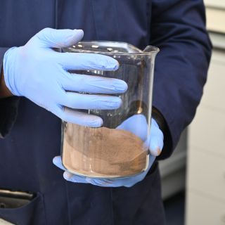 Technology scale-up and de-risking to decarbonise in the cement and concrete industry