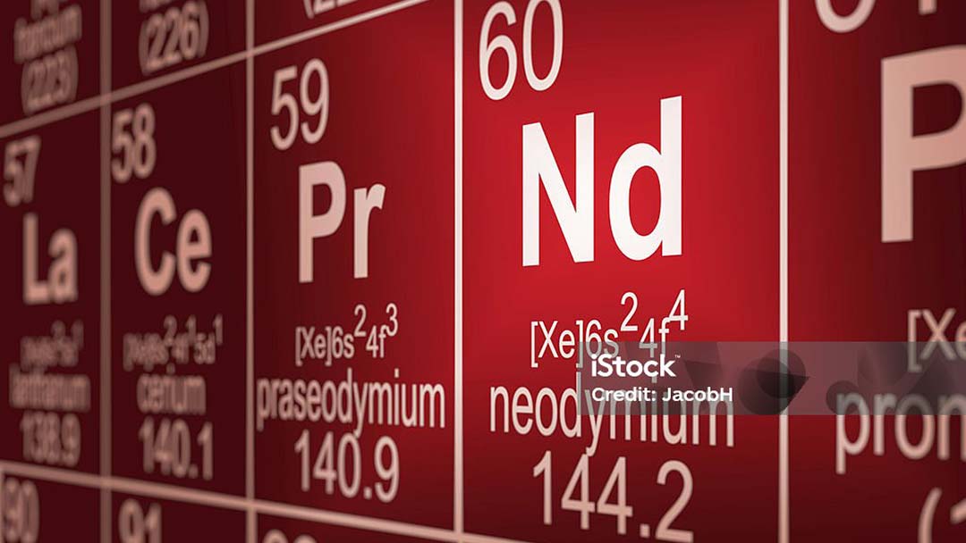 Rare earth elements recovery